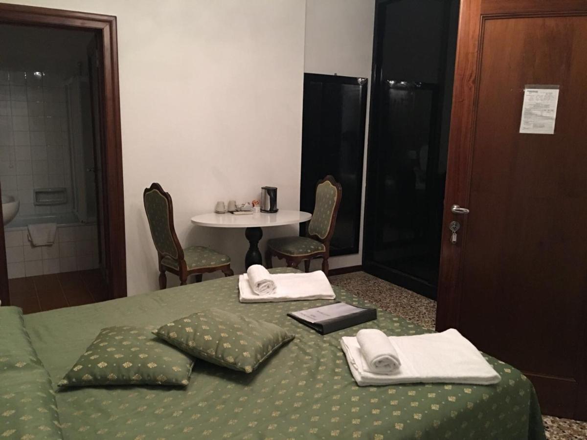 Hotel Casa Dolce Venecia Habitación foto